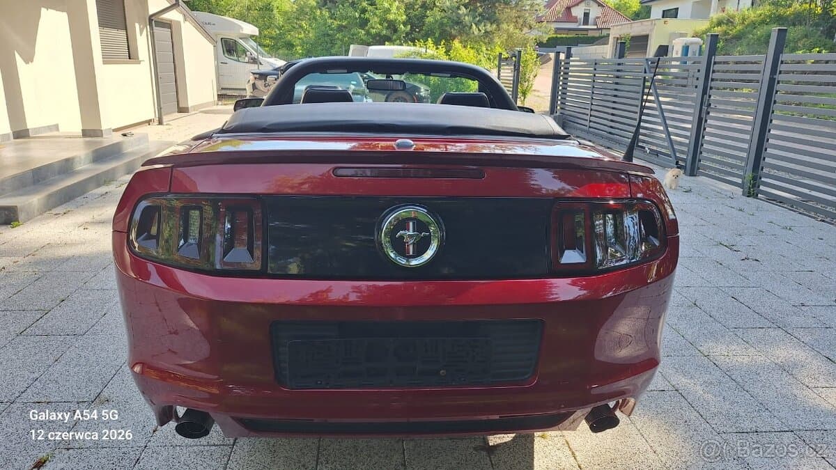 2013 Ford MUSTANG - 5