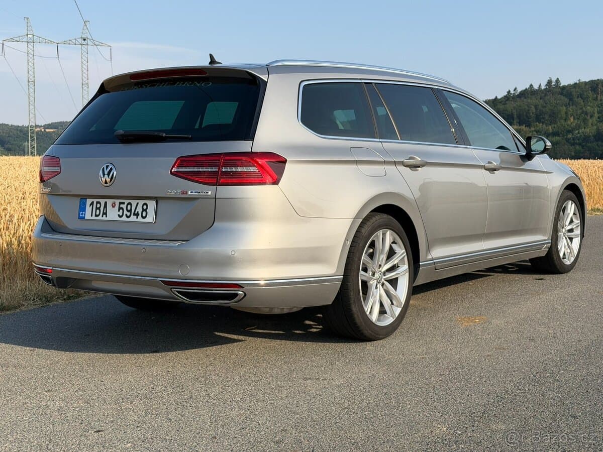 2015 Volkswagen PASSAT - 5