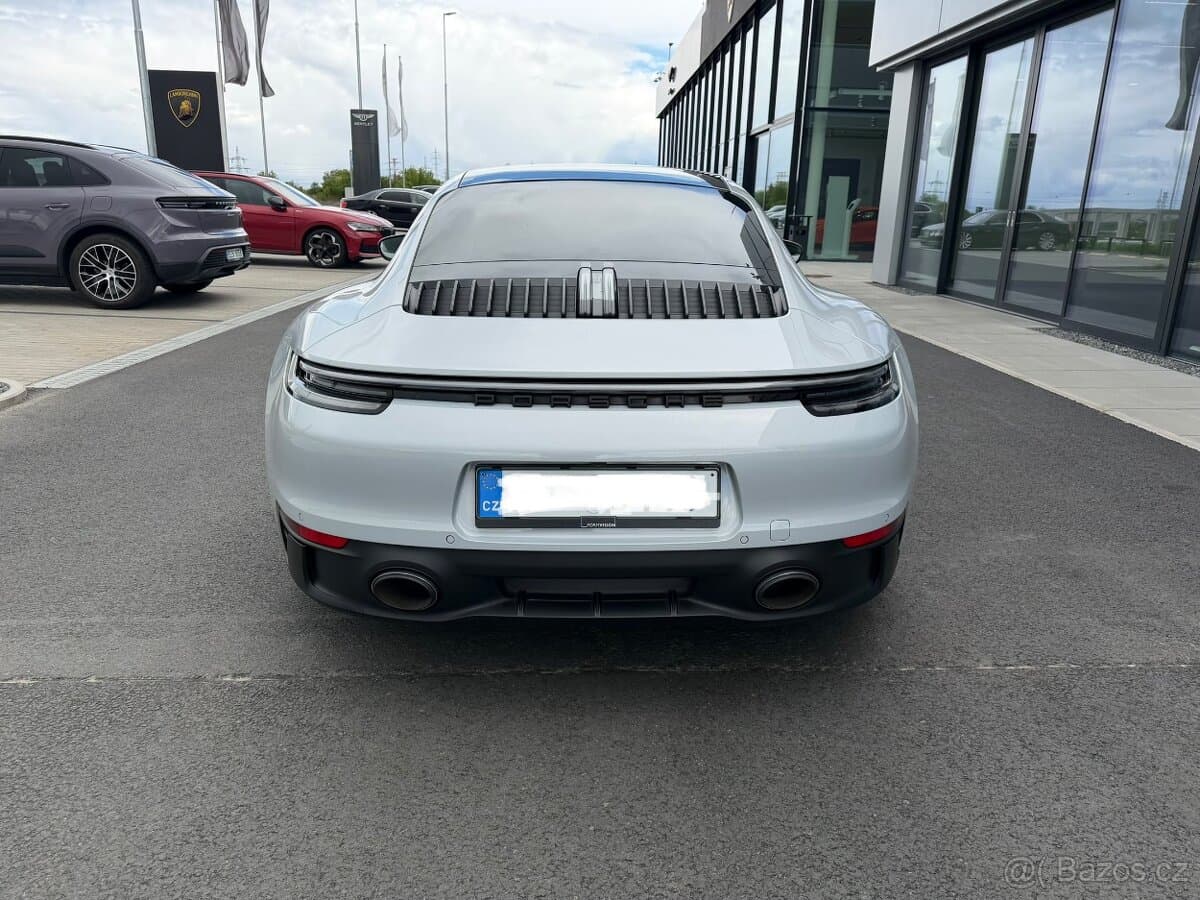 2023 Porsche 911 - 5