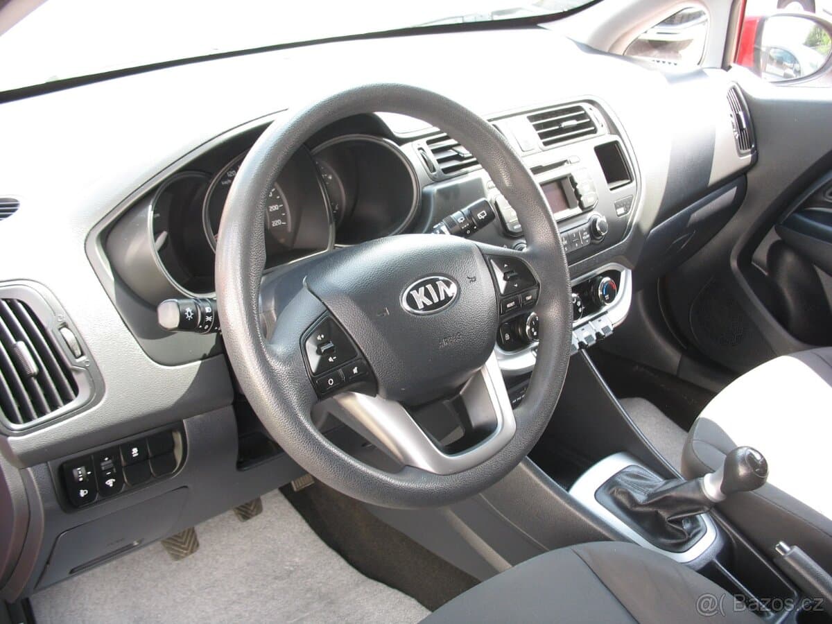 2014 Kia RIO - 5