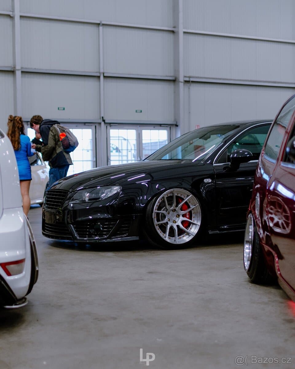 Seat EXEO - 5