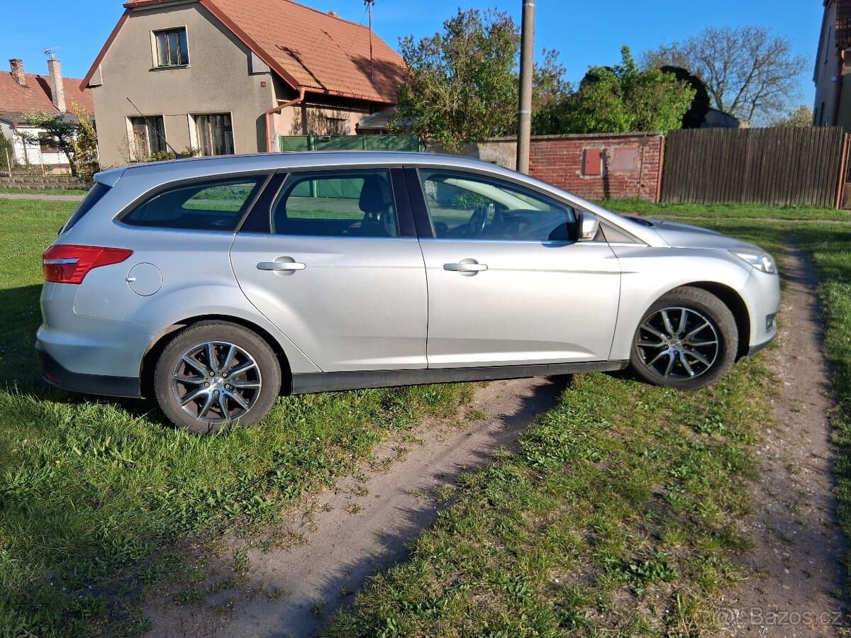 2015 Ford FOCUS - 5