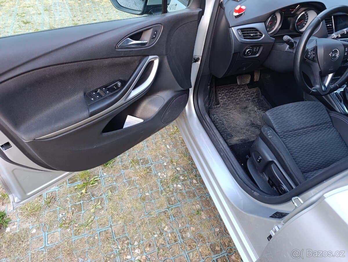 2018 Opel ASTRA - 5