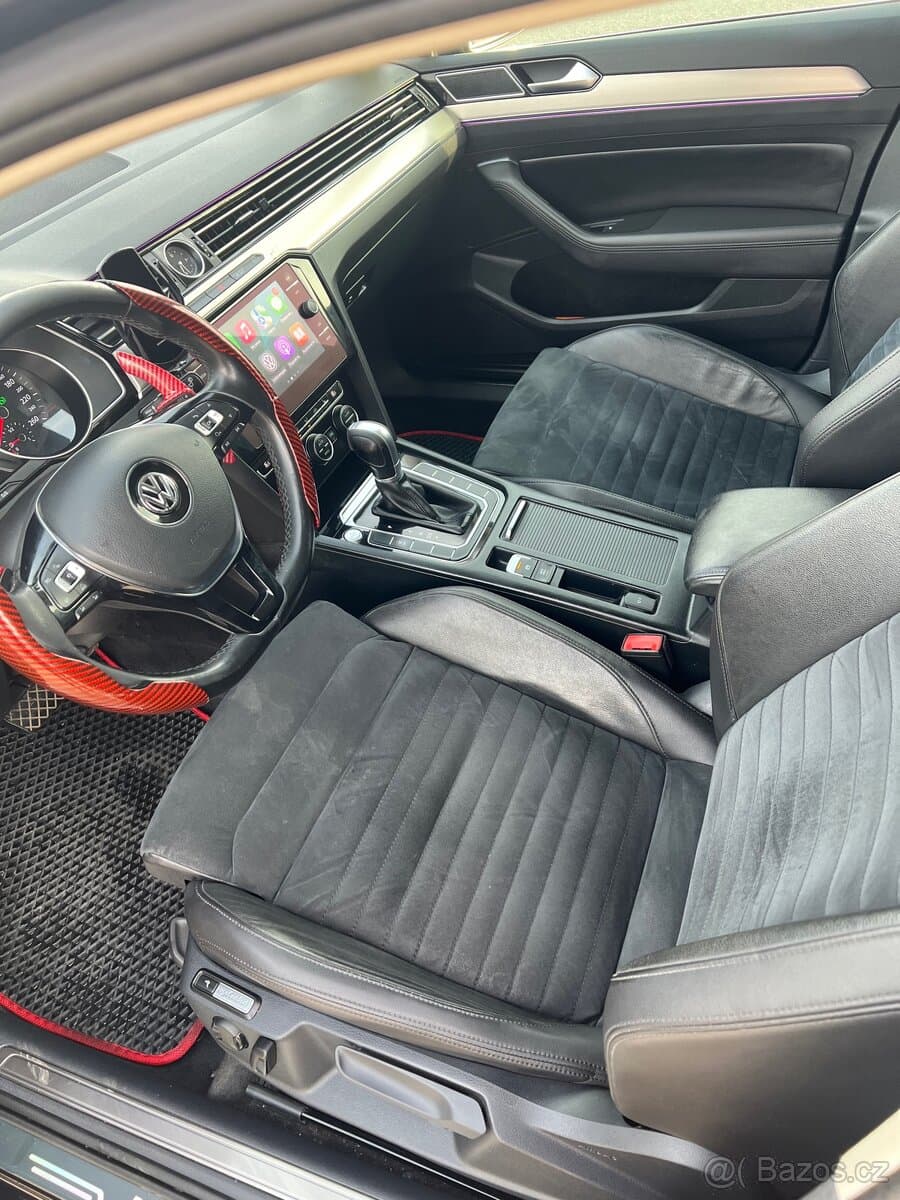2018 Volkswagen PASSAT - 5
