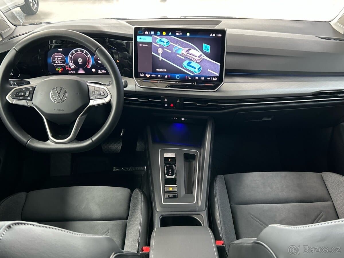 Volkswagen GOLF - 5