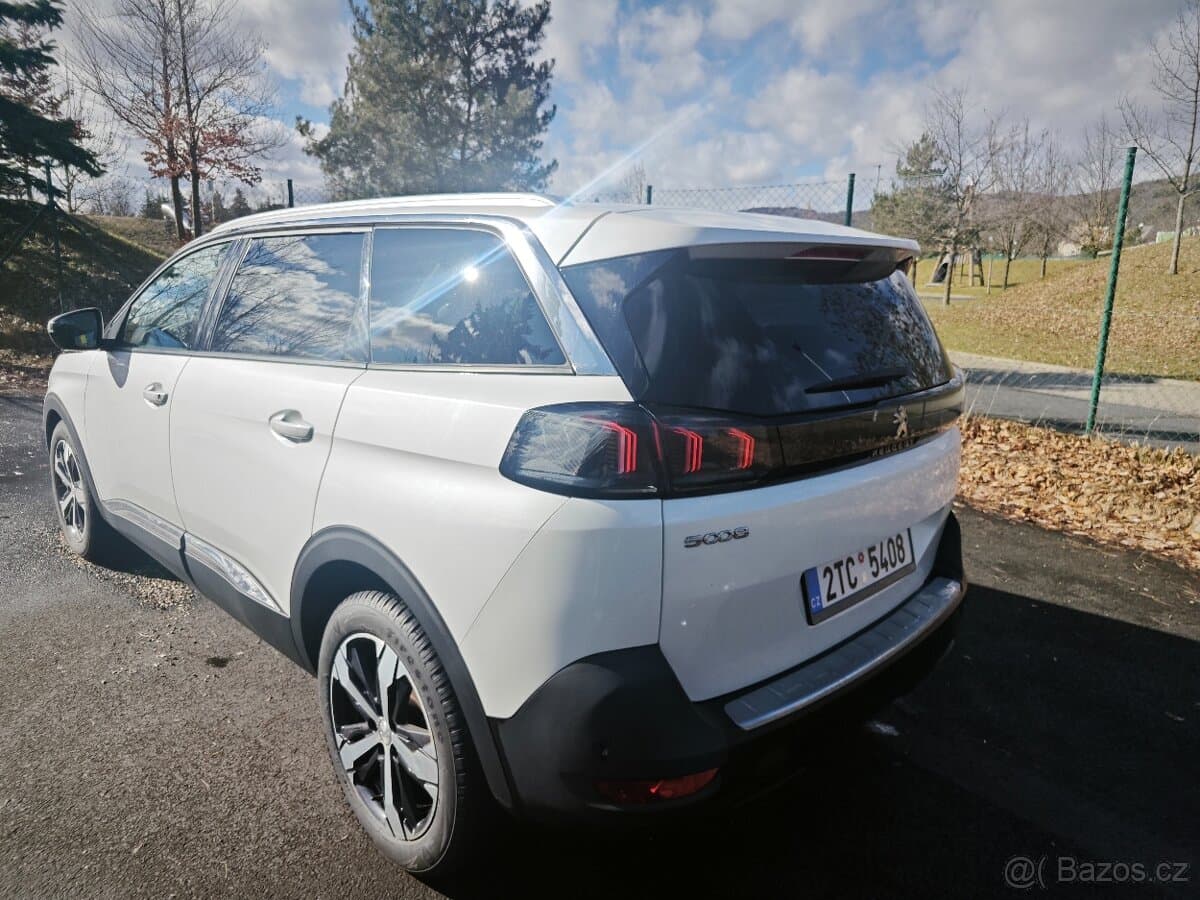 2021 Peugeot 5008 - 5