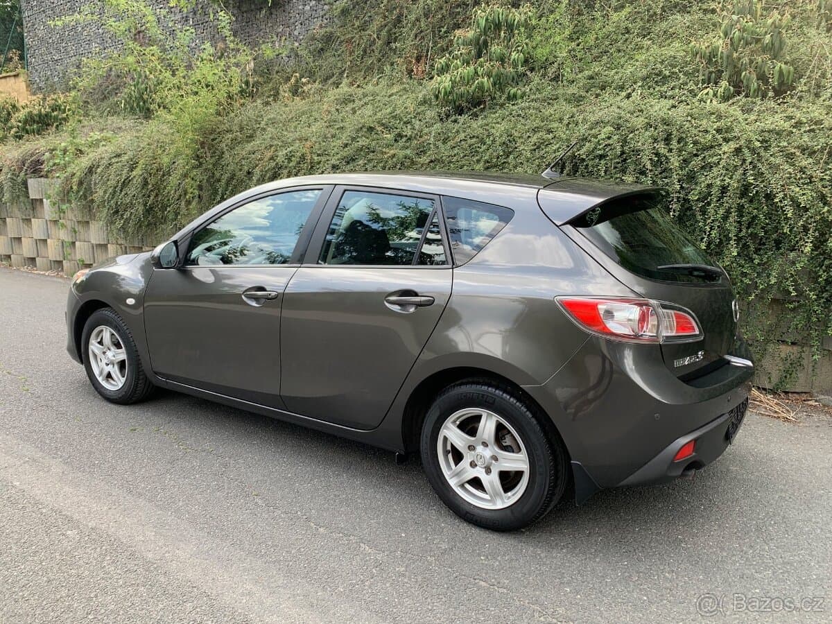 2010 Mazda 3 - 5