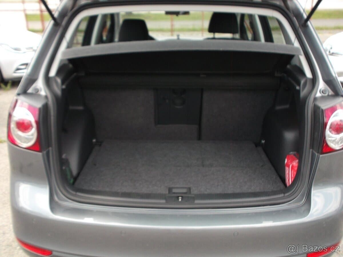 2010 Volkswagen GOLF - 5