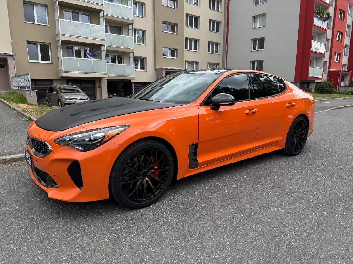 2018 Kia STINGER - 5