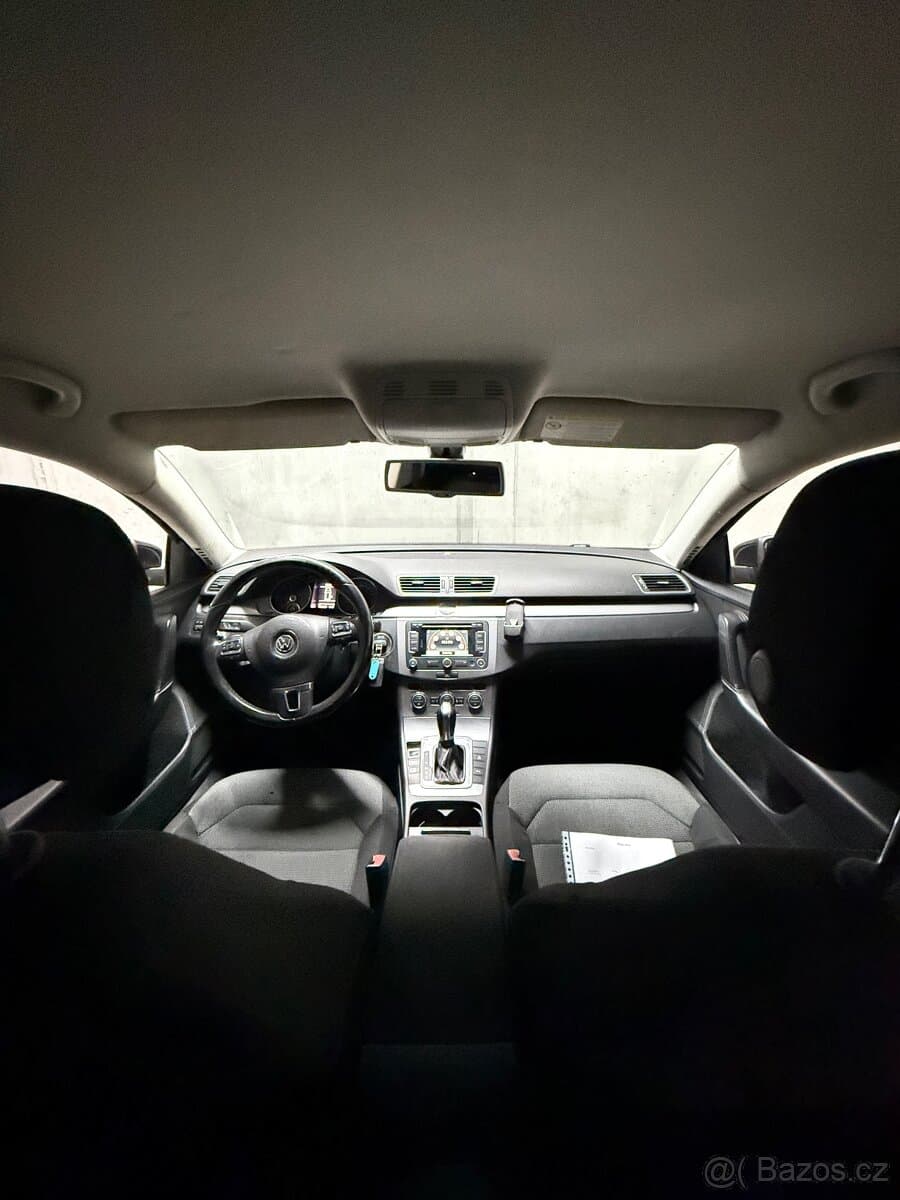 2013 Volkswagen PASSAT - 5