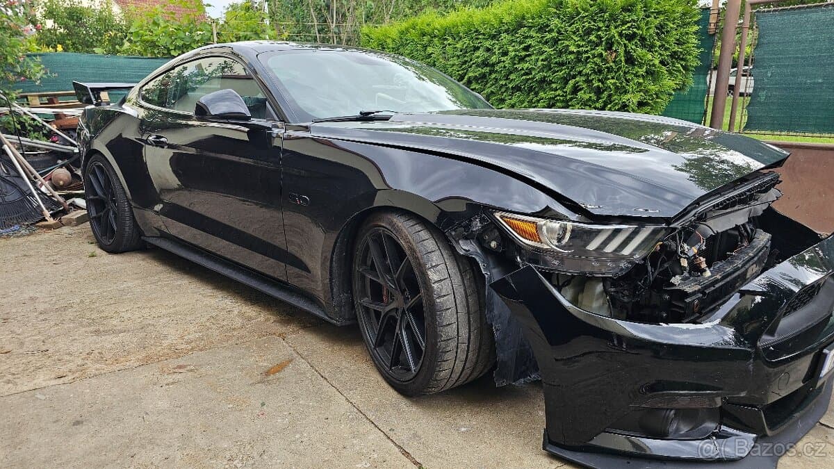 2016 Ford MUSTANG - 5