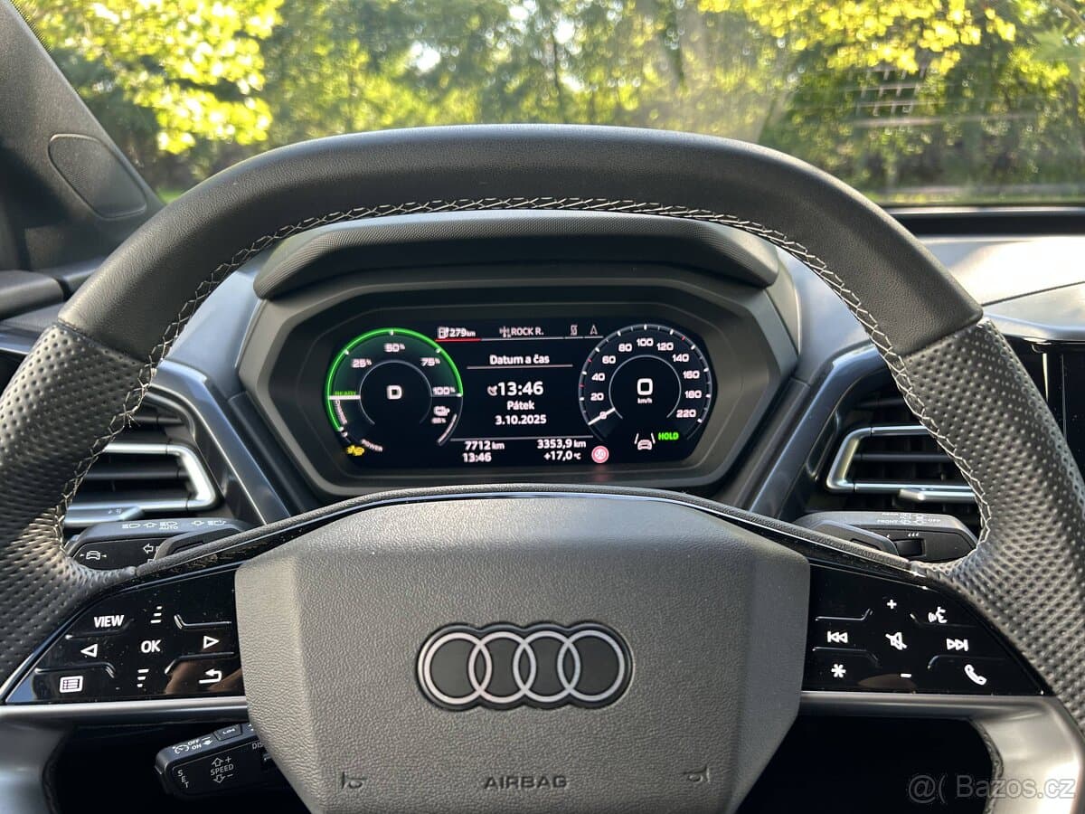 2025 Audi Q4 - 5
