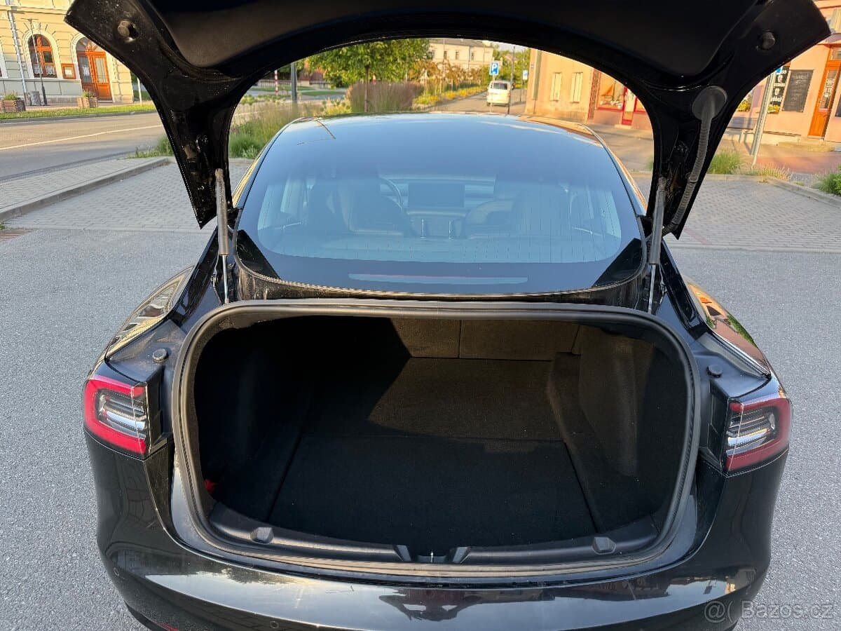 2019 Tesla MODEL 3 - 5