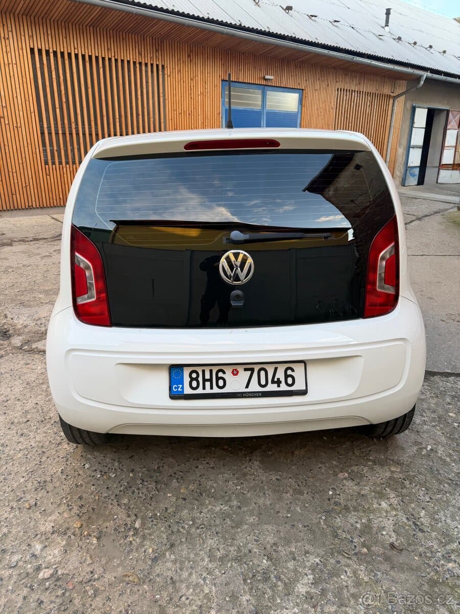2014 Volkswagen UP! - 5