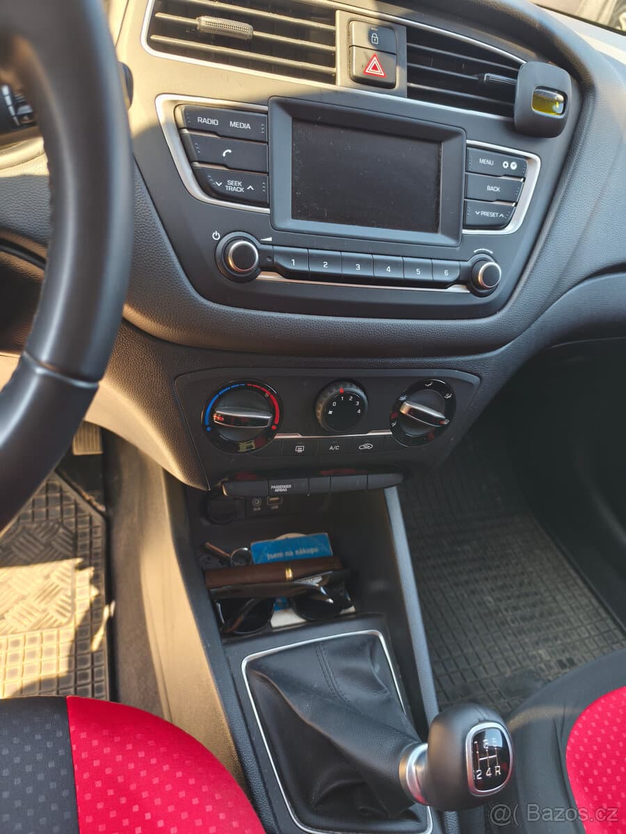 2020 Hyundai i20 - 5