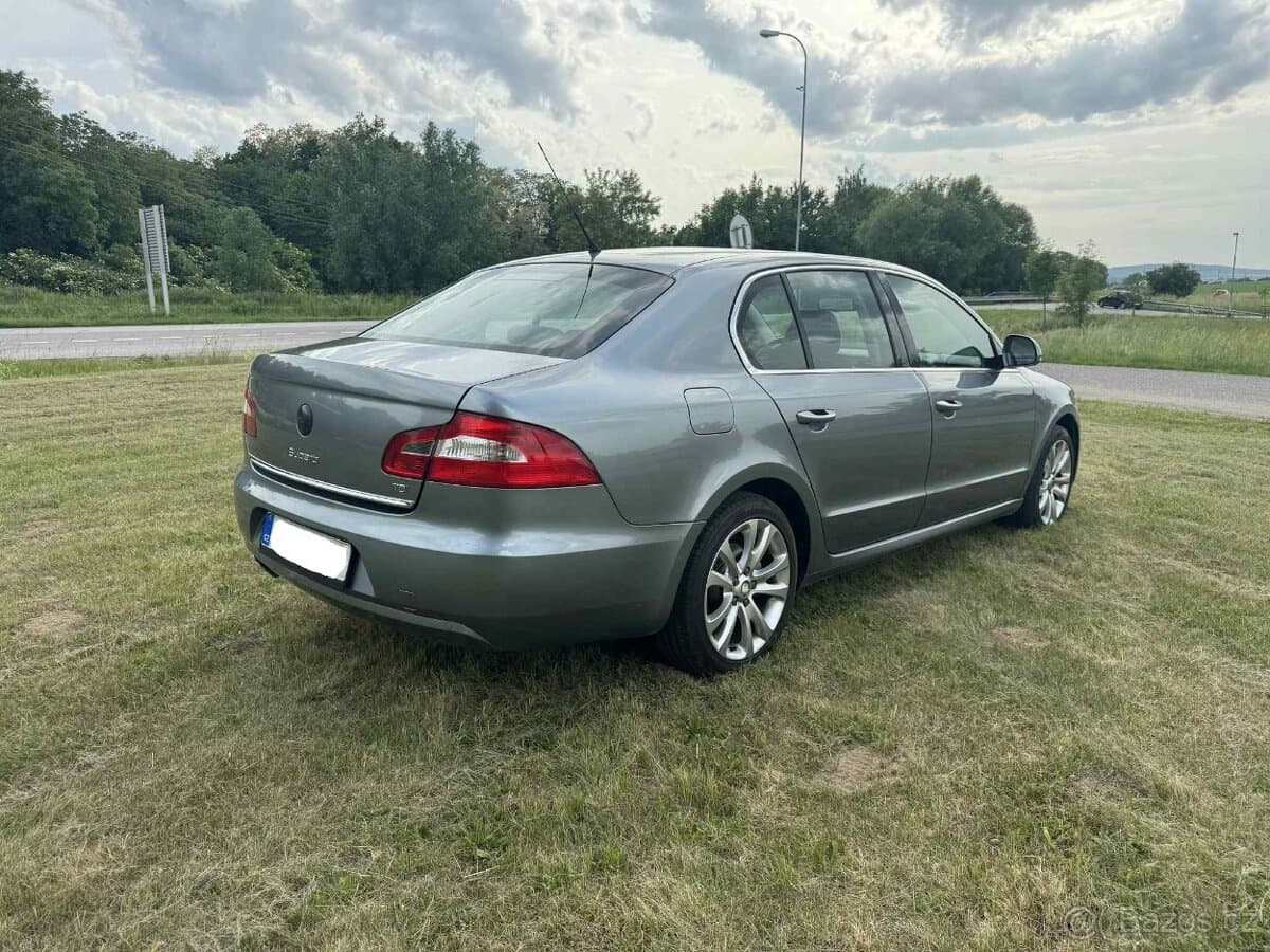 2010 Škoda SUPERB - 5