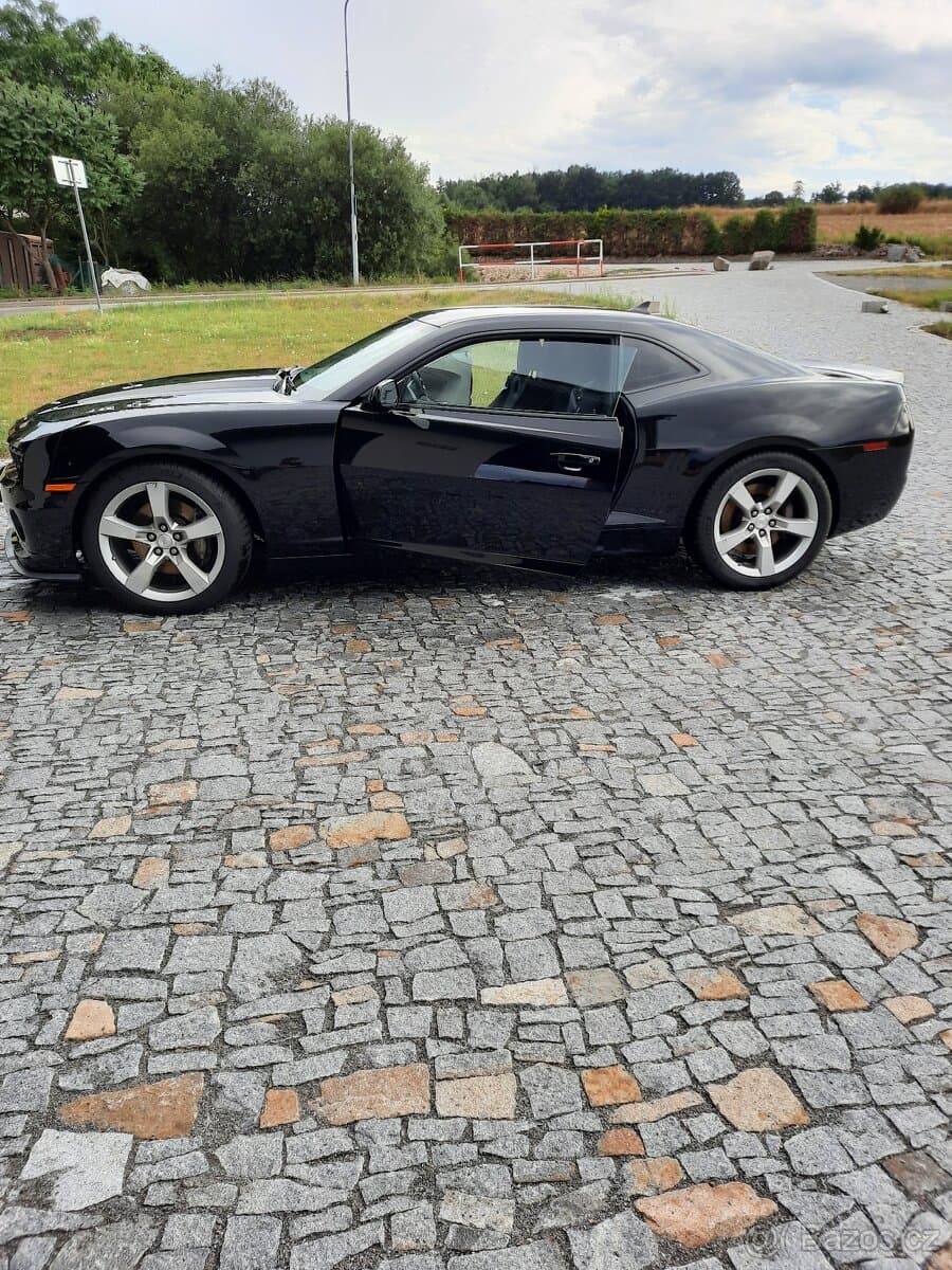 2010 Chevrolet CAMARO - 5