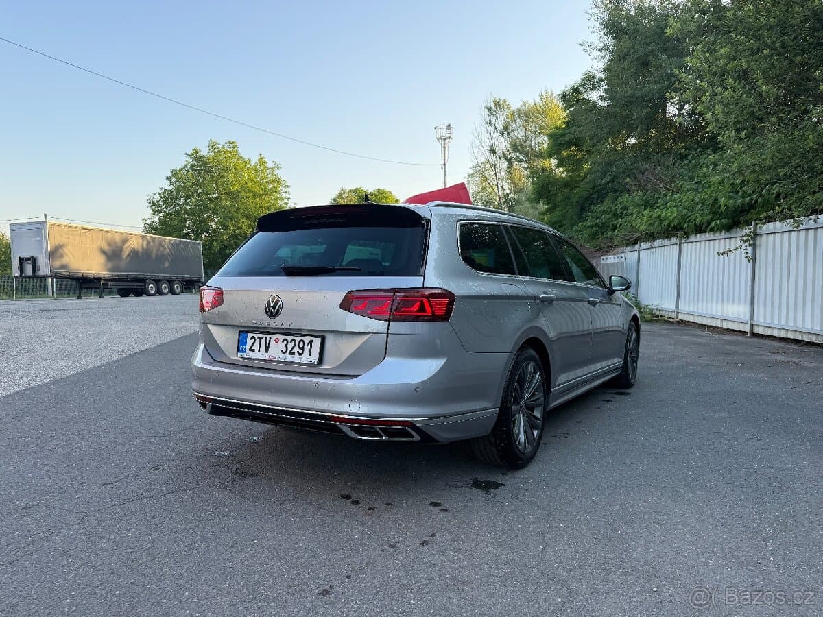 2023 Volkswagen PASSAT - 5