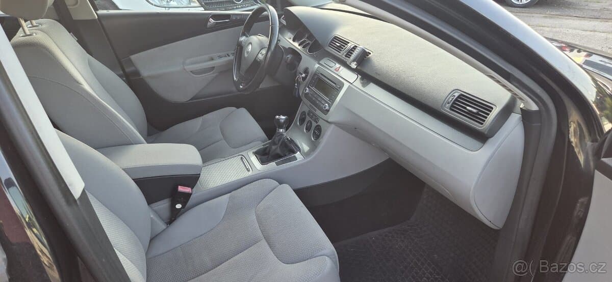 2007 Volkswagen PASSAT - 5
