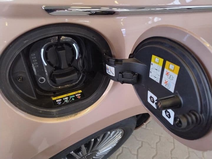 2023 Fiat 500e - 5