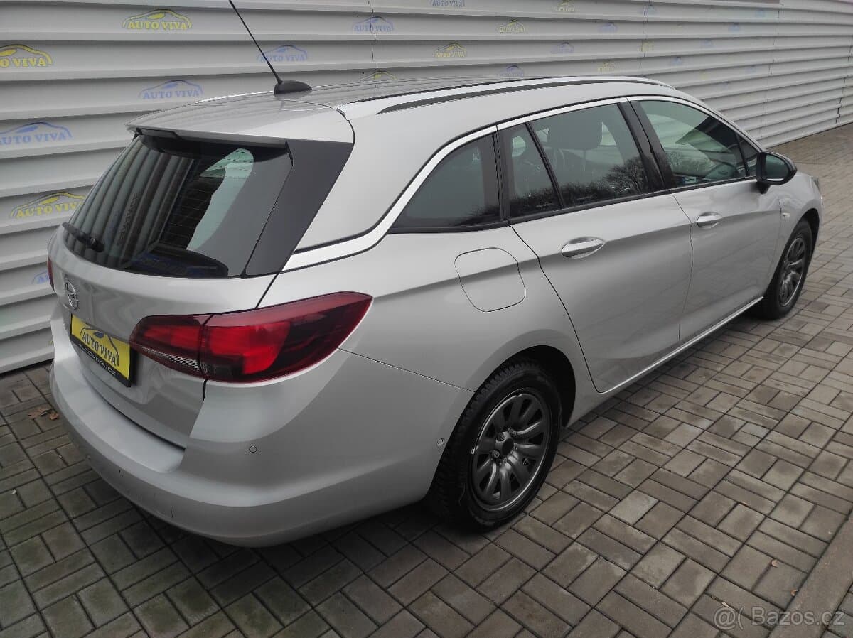 2022 Opel ASTRA - 5