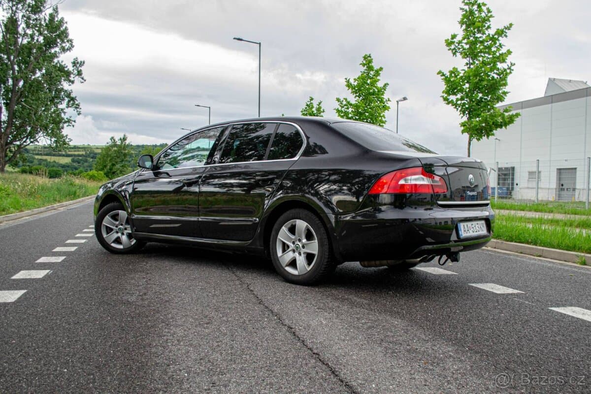 2011 Škoda SUPERB - 5
