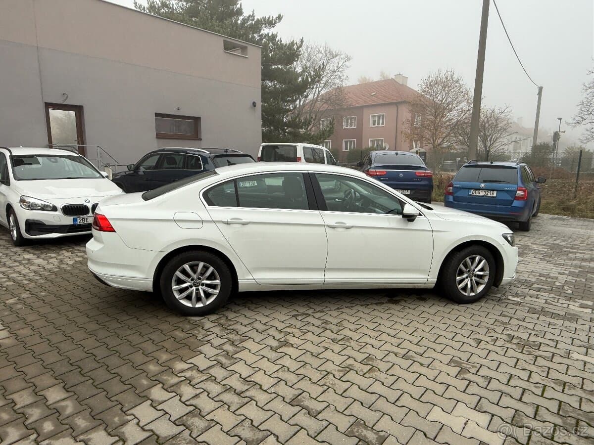 2020 Volkswagen PASSAT - 5