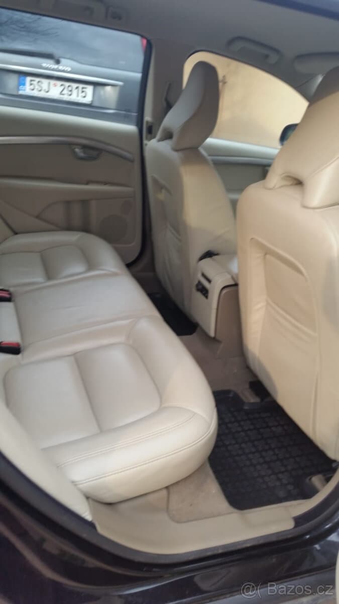 2008 Volvo V70 - 5