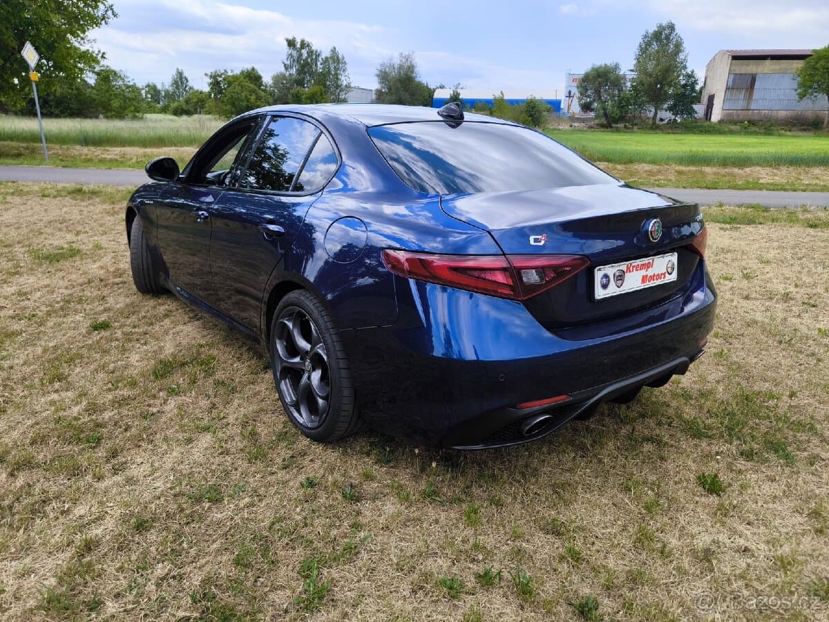 2017 Alfa Romeo GIULIA - 5