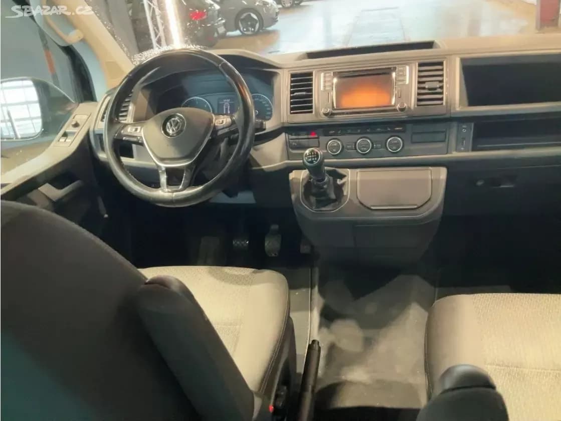 2016 Volkswagen MULTIVAN - 5