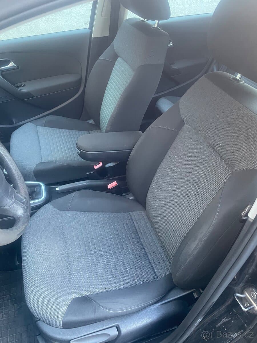 2010 Volkswagen POLO - 5