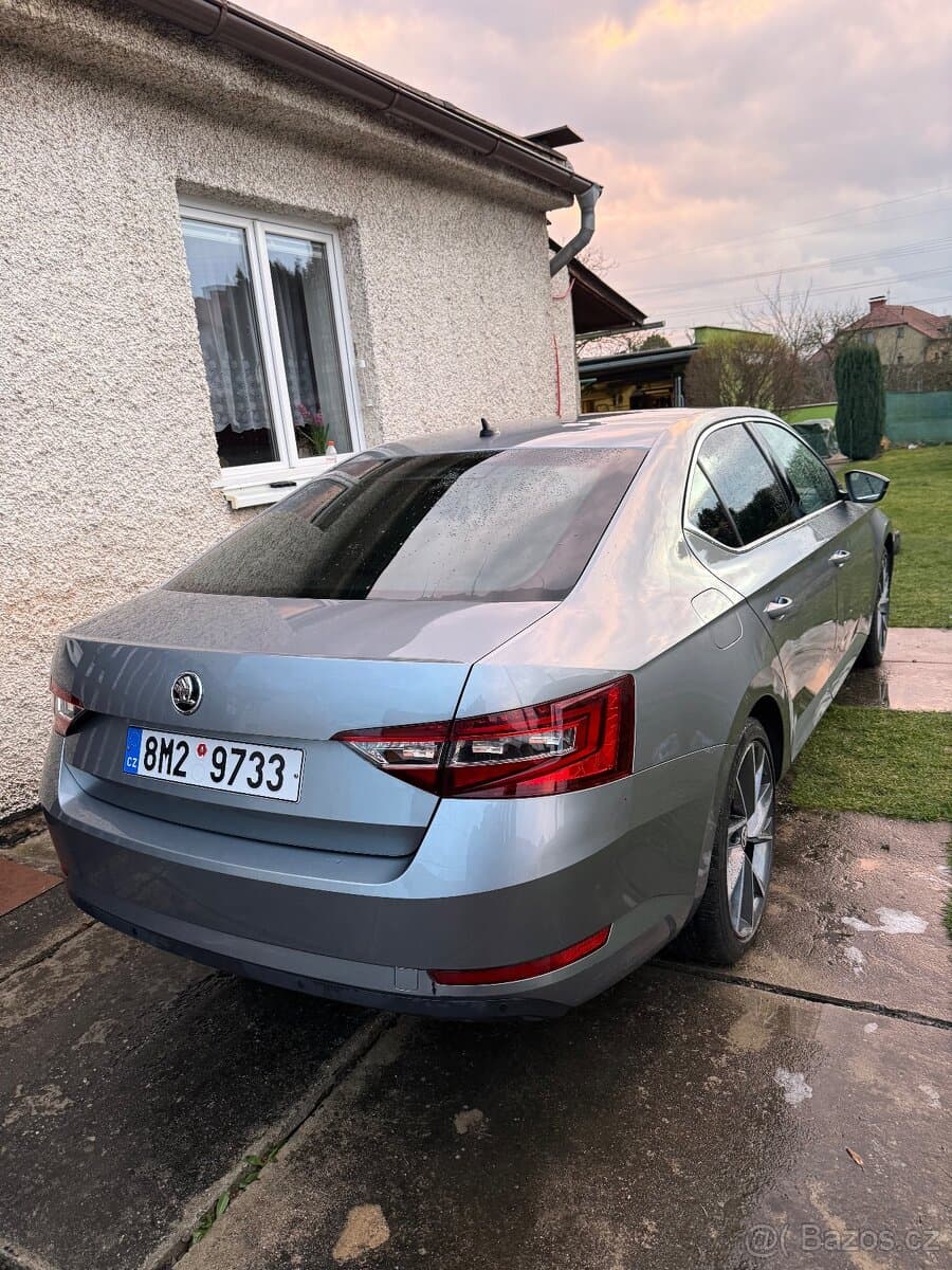 2017 Škoda SUPERB - 5