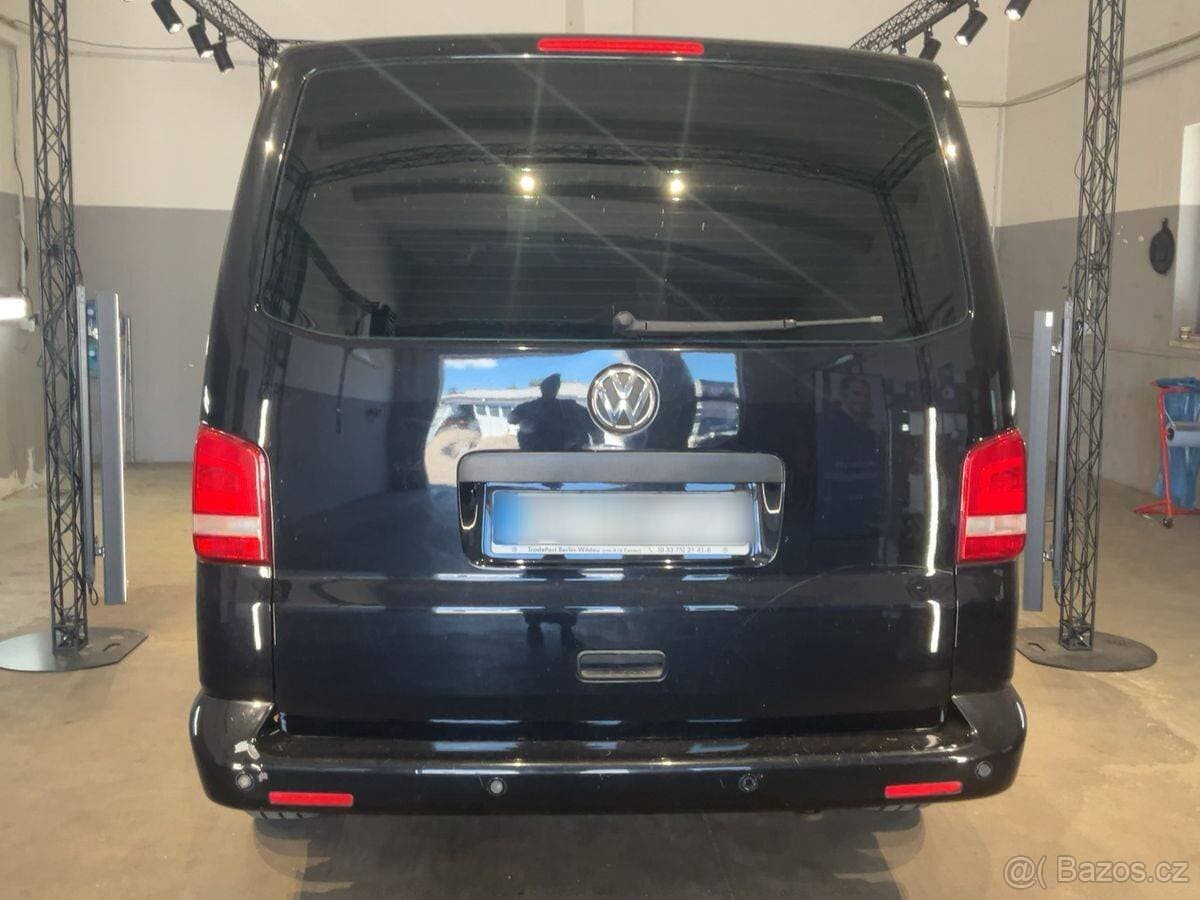 2011 Volkswagen MULTIVAN - 5