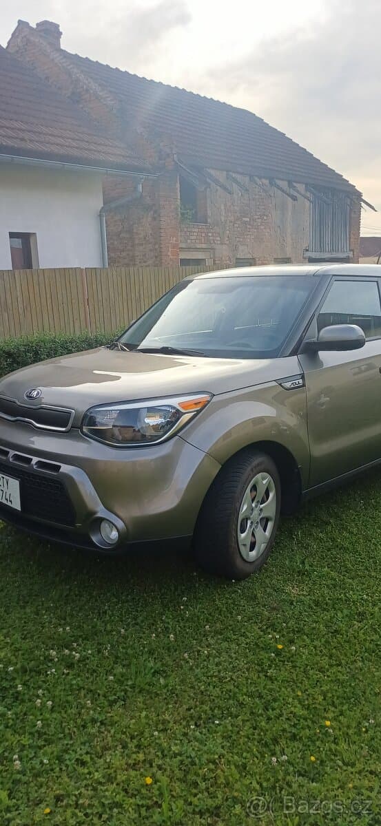 2016 Kia SOUL - 5