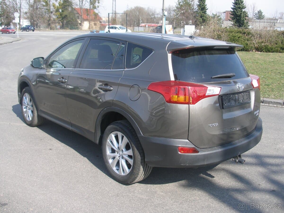 2013 Toyota RAV4 - 5
