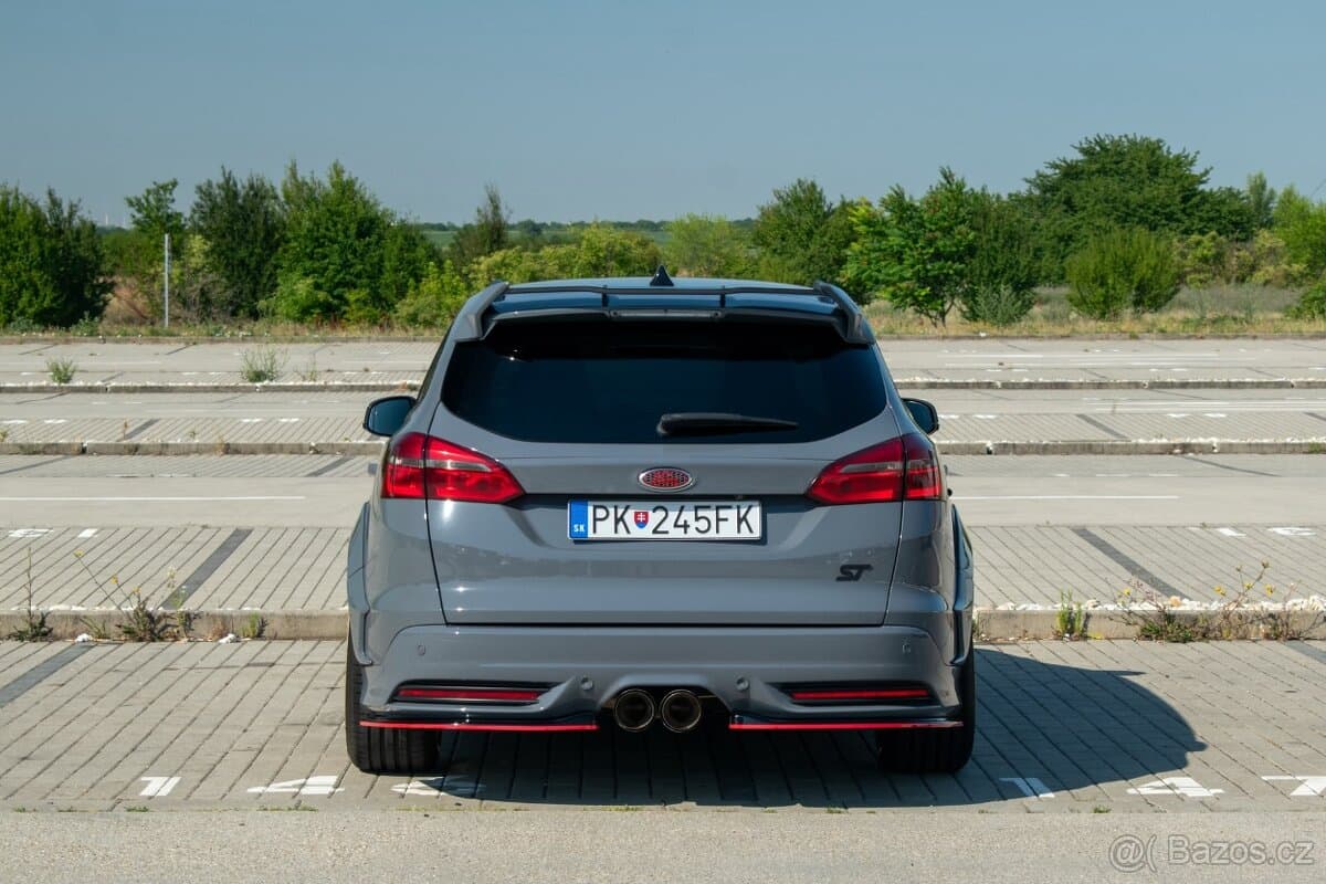 2017 Ford FOCUS - 5