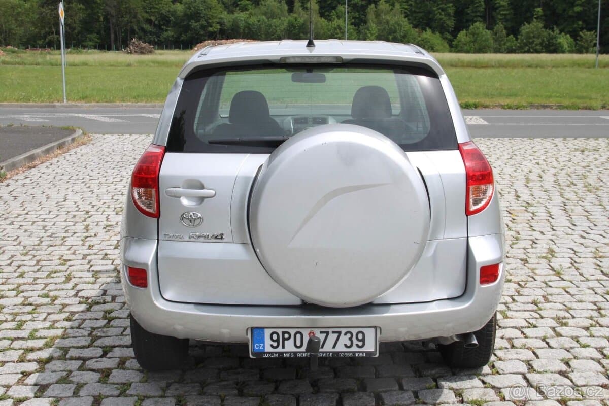 2007 Toyota RAV4 - 5