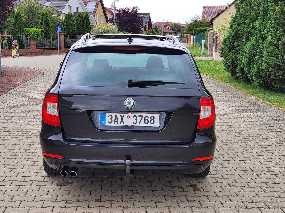 2011 Škoda SUPERB - 5