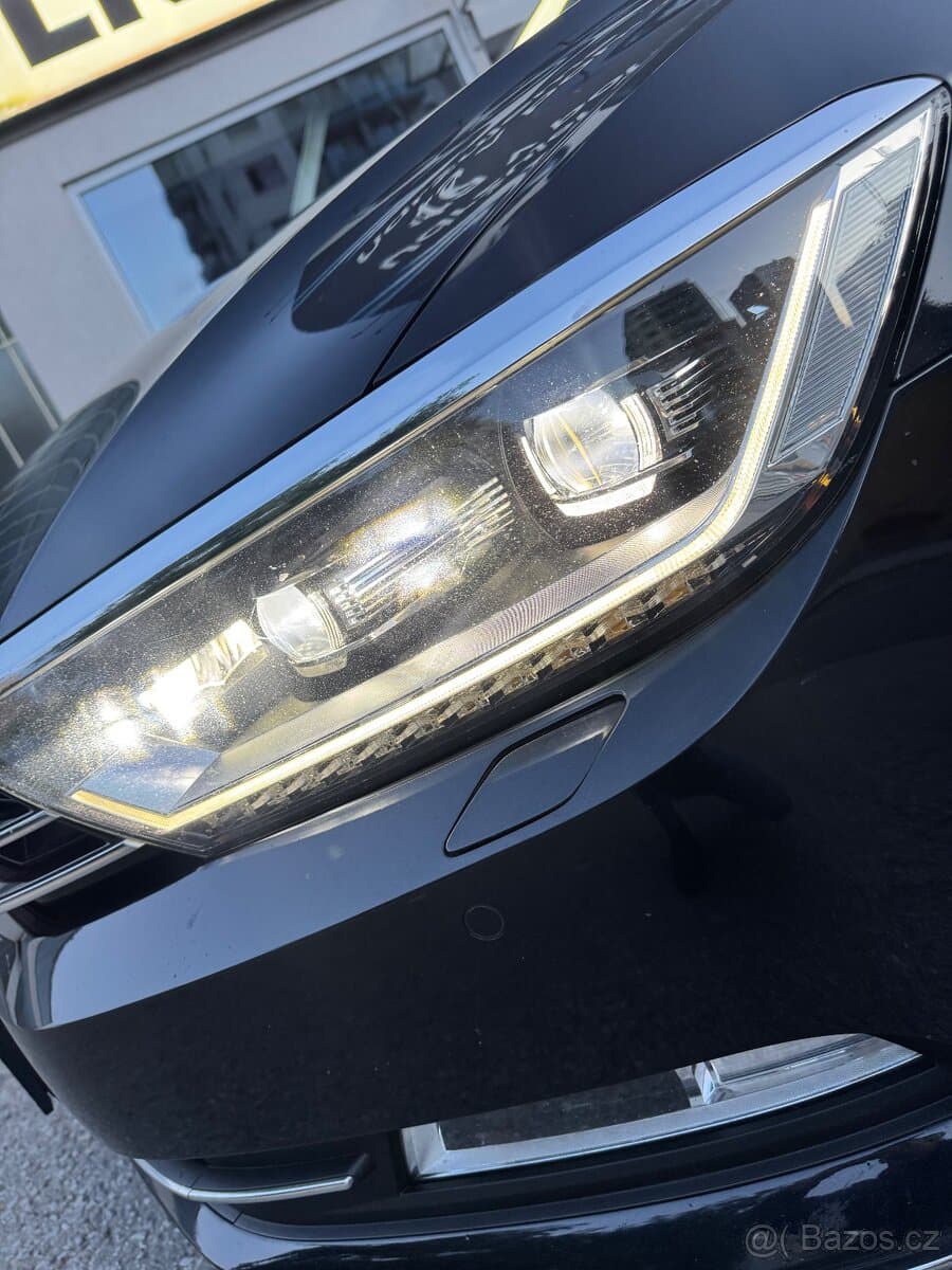 2015 Volkswagen PASSAT - 5