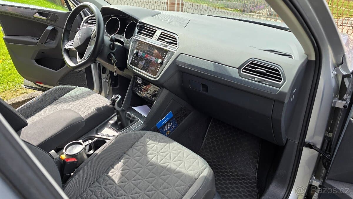2022 Volkswagen TIGUAN - 5