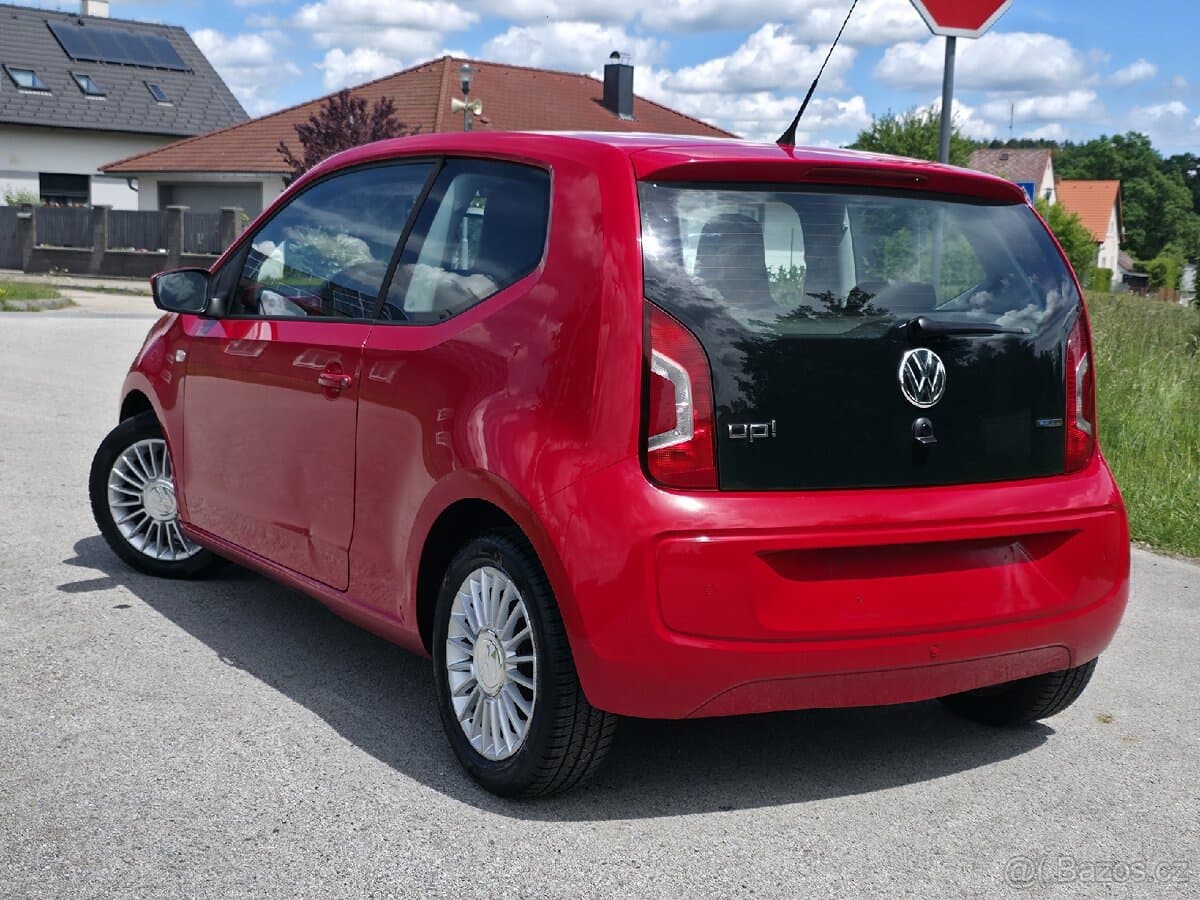 2012 Volkswagen UP! - 5