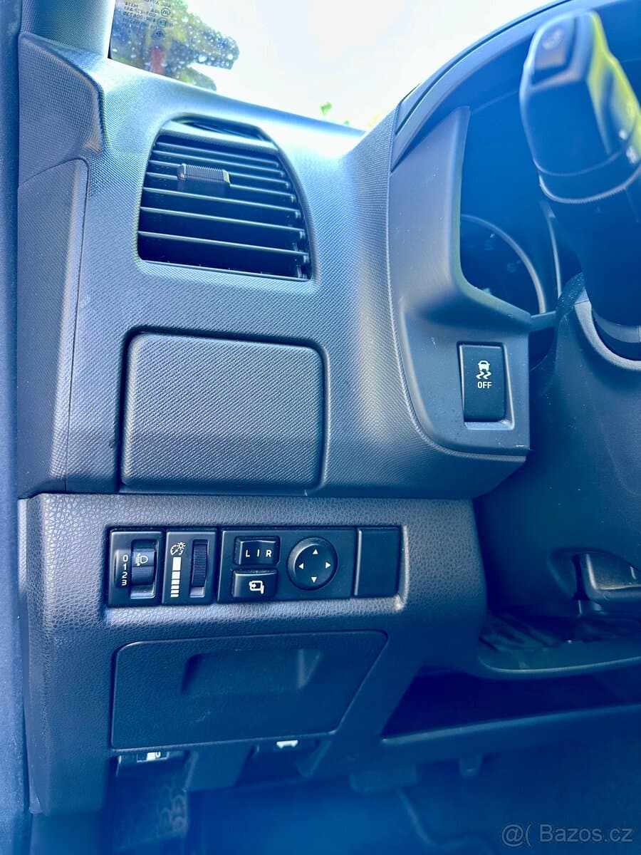2017 Isuzu D-MAX - 5