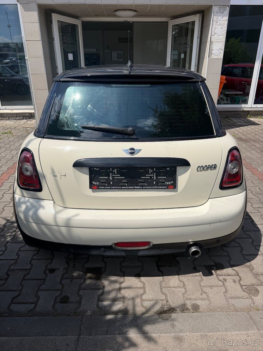 2010 Mini COOPER - 5