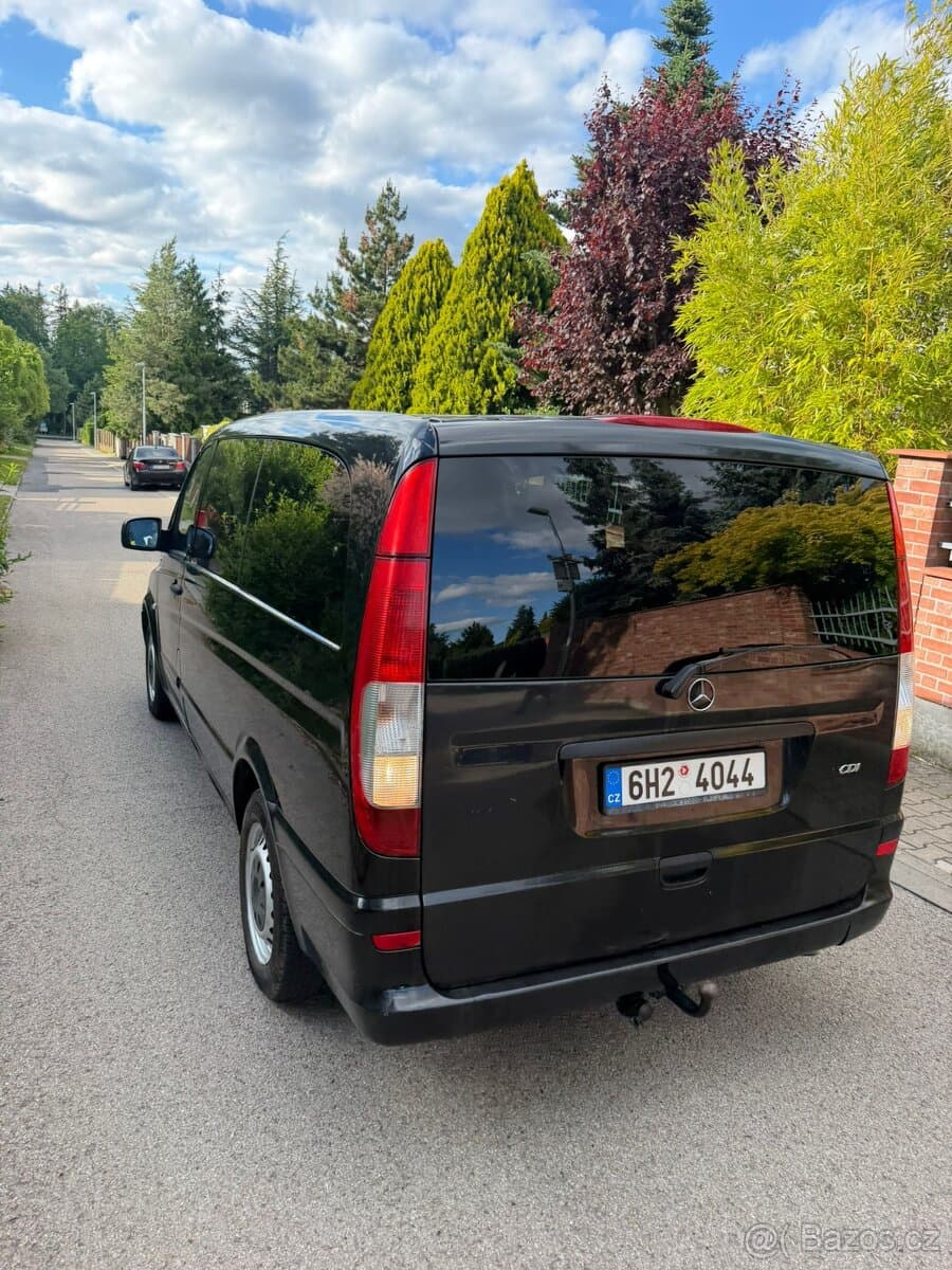 2011 Mercedes-Benz VIANO - 5