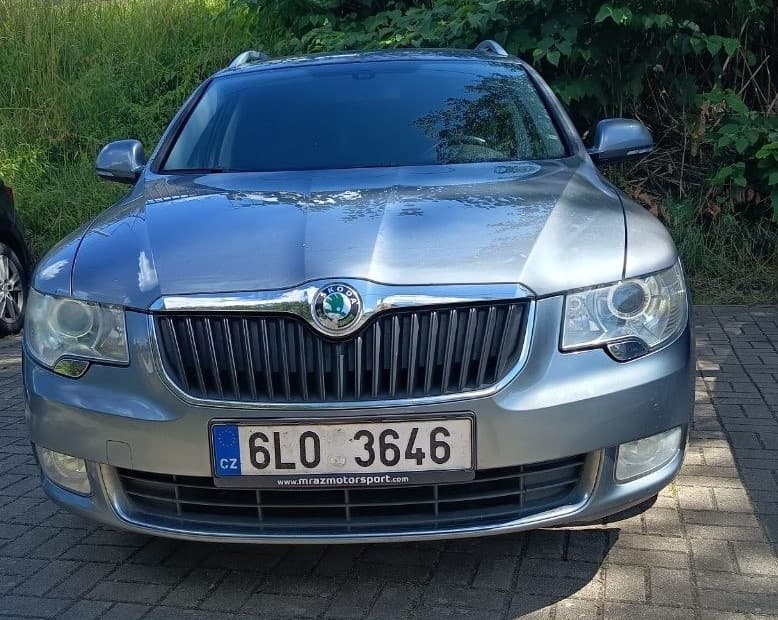 2011 Škoda SUPERB - 5