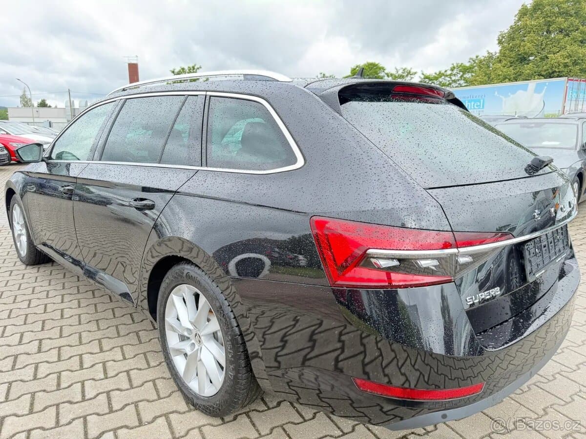 2020 Škoda SUPERB - 5