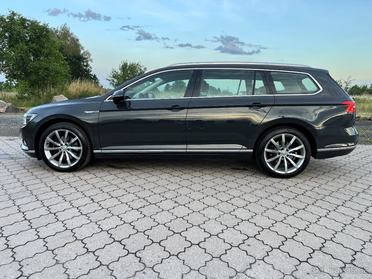2015 Volkswagen PASSAT - 5