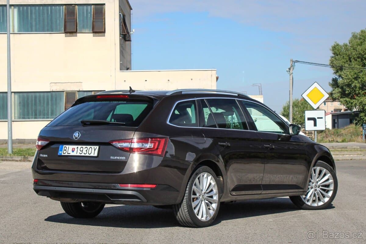 2016 Škoda SUPERB - 5