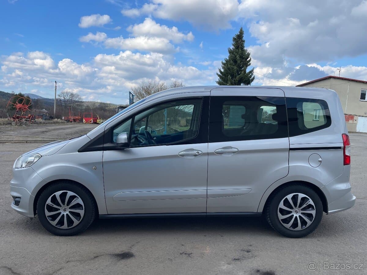 2015 Ford TOURNEO - 5