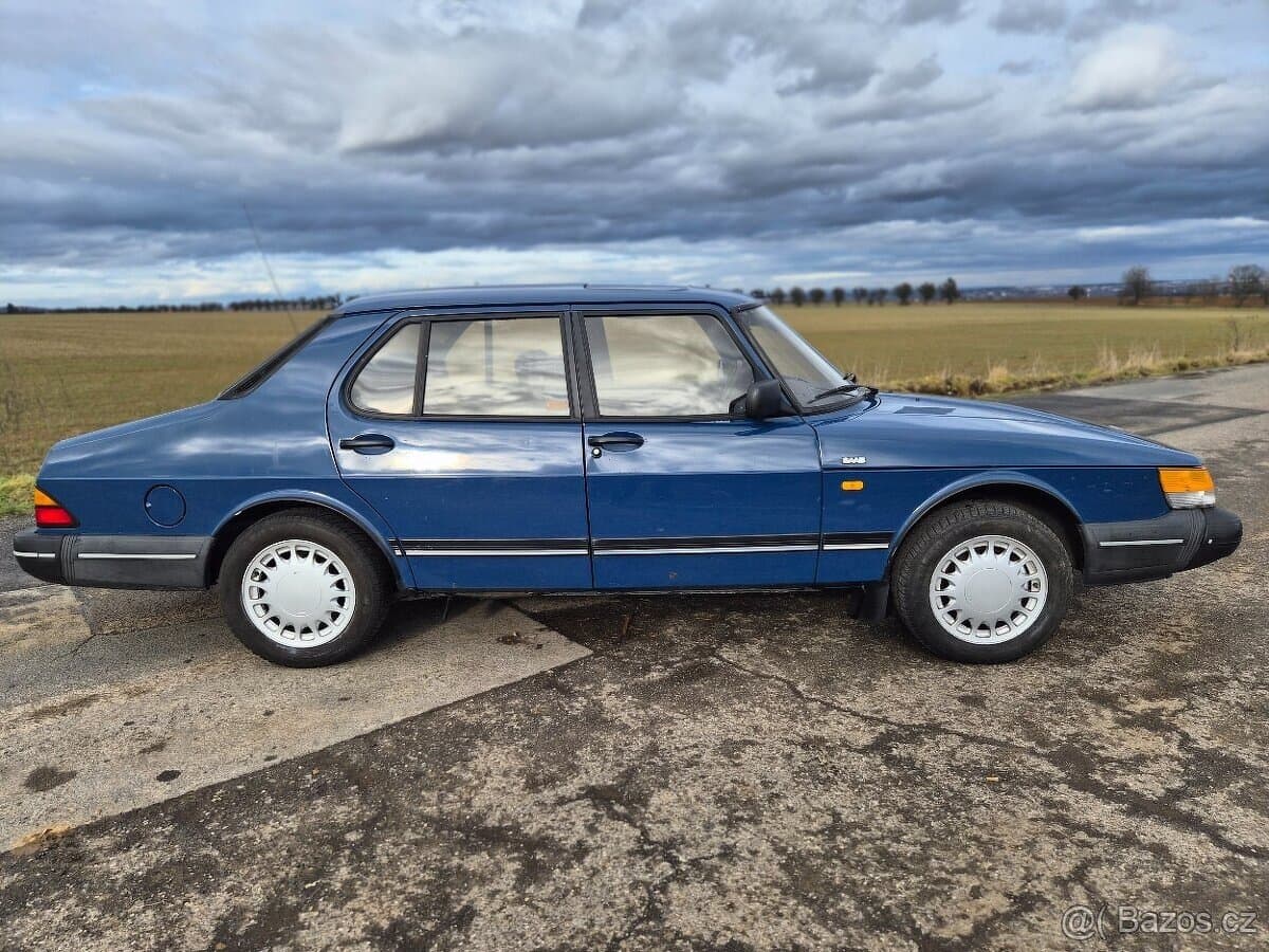 1990 Saab 90 - 5